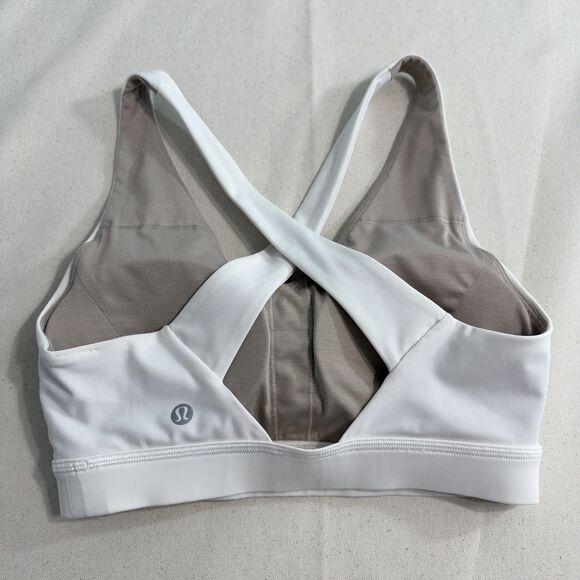lululemon athletica Other - Lululemon Envital Bra Size 4 White Pads Included